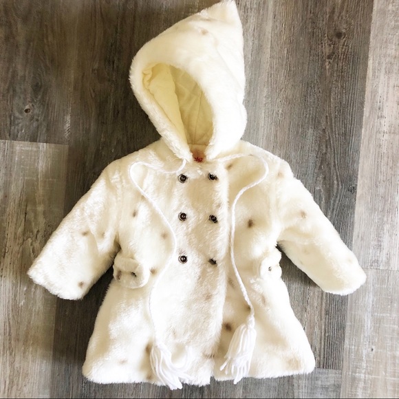 Vintage Girls Faux Fur Countey Aire White Coat